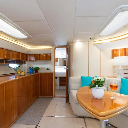 Live The Unforgettable On A Princess V55 Botel
